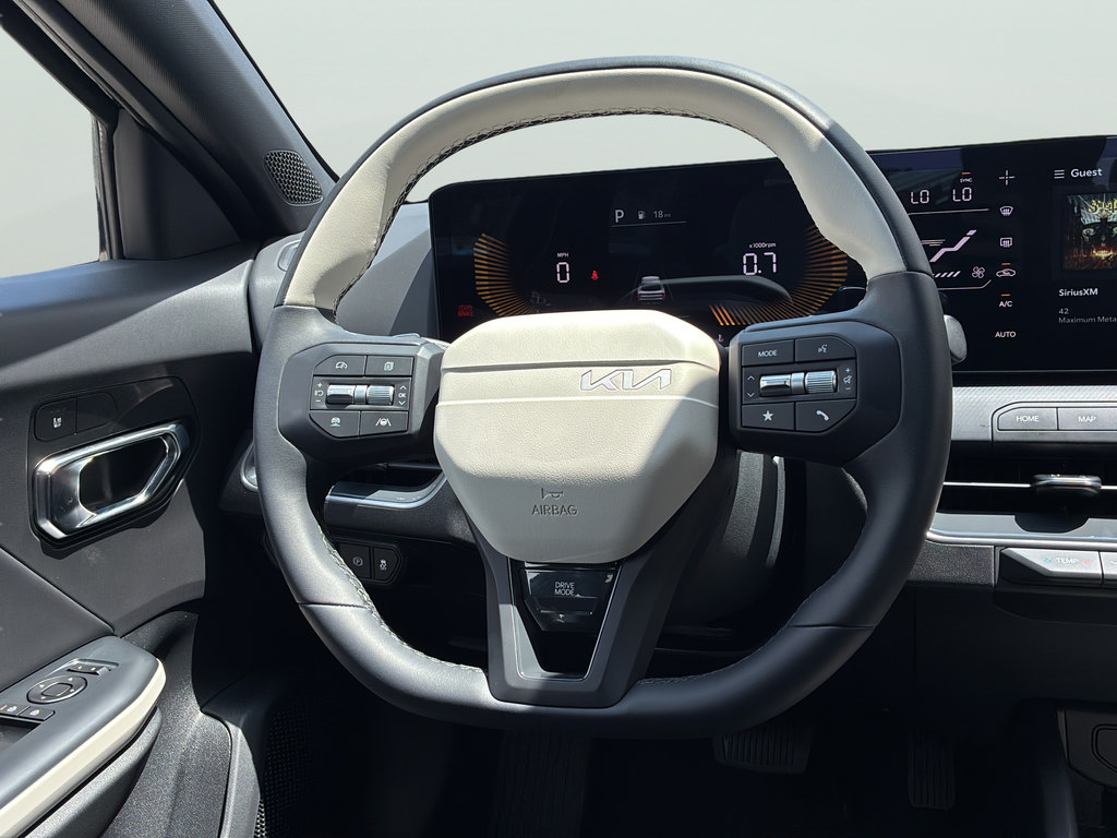 New 2026 Kia K4 GT-Line w/ GT-Line Sunroof Package FWD image 19