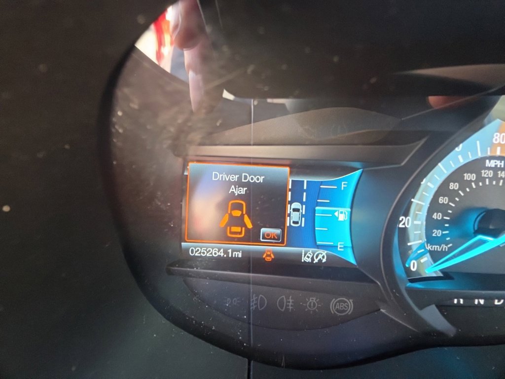 Used 2024 Ford Edge Titanium AWD/4WD image 16
