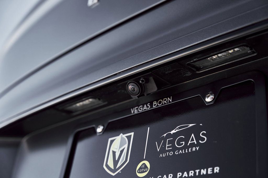 Used 2023 Bentley Flying Spur V8 image 14