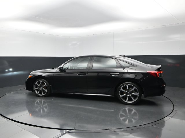 Used 2025 Honda Civic Sport Touring image 2