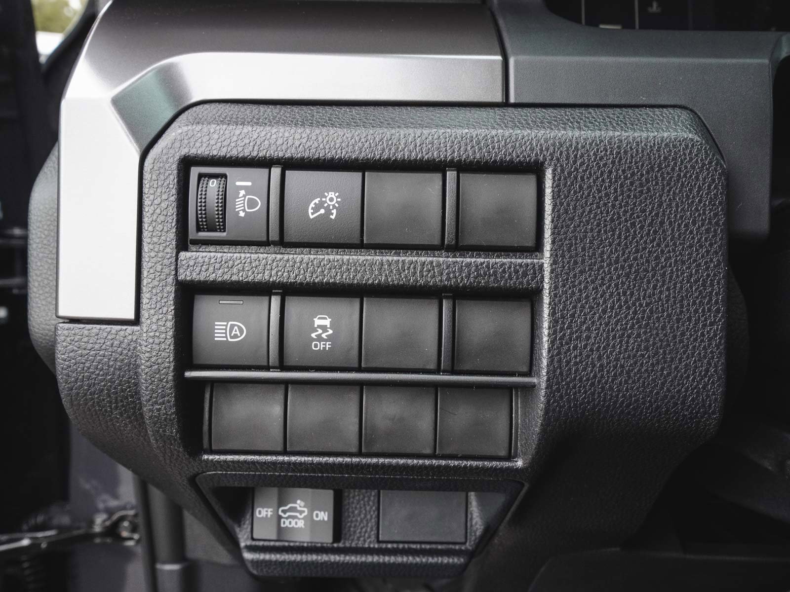 Used 2025 Toyota Tacoma SR5 image 19