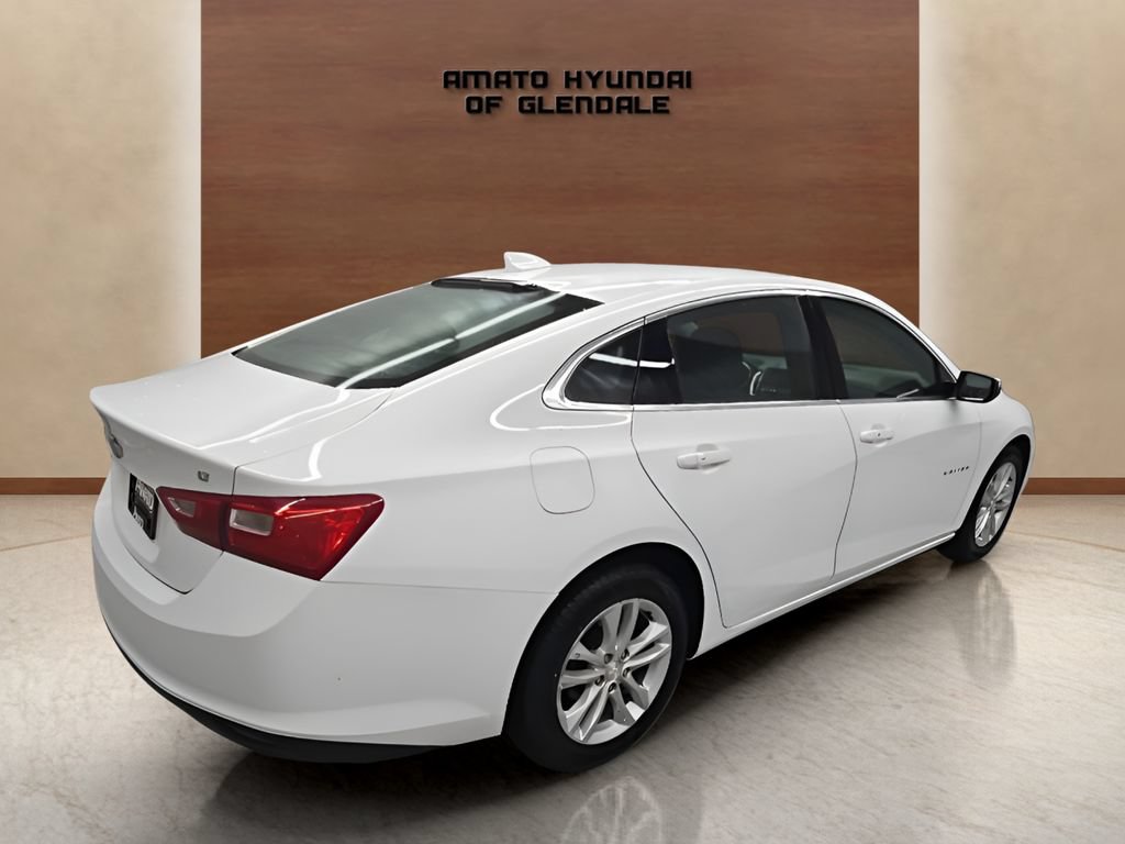 Used 2018 Chevrolet Malibu LT FWD image 6