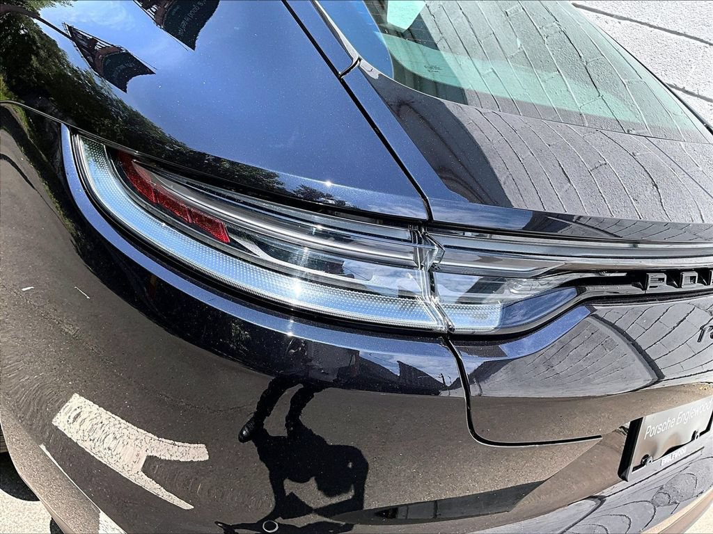 Certified 2022 Porsche Panamera GTS AWD/4WD image 31