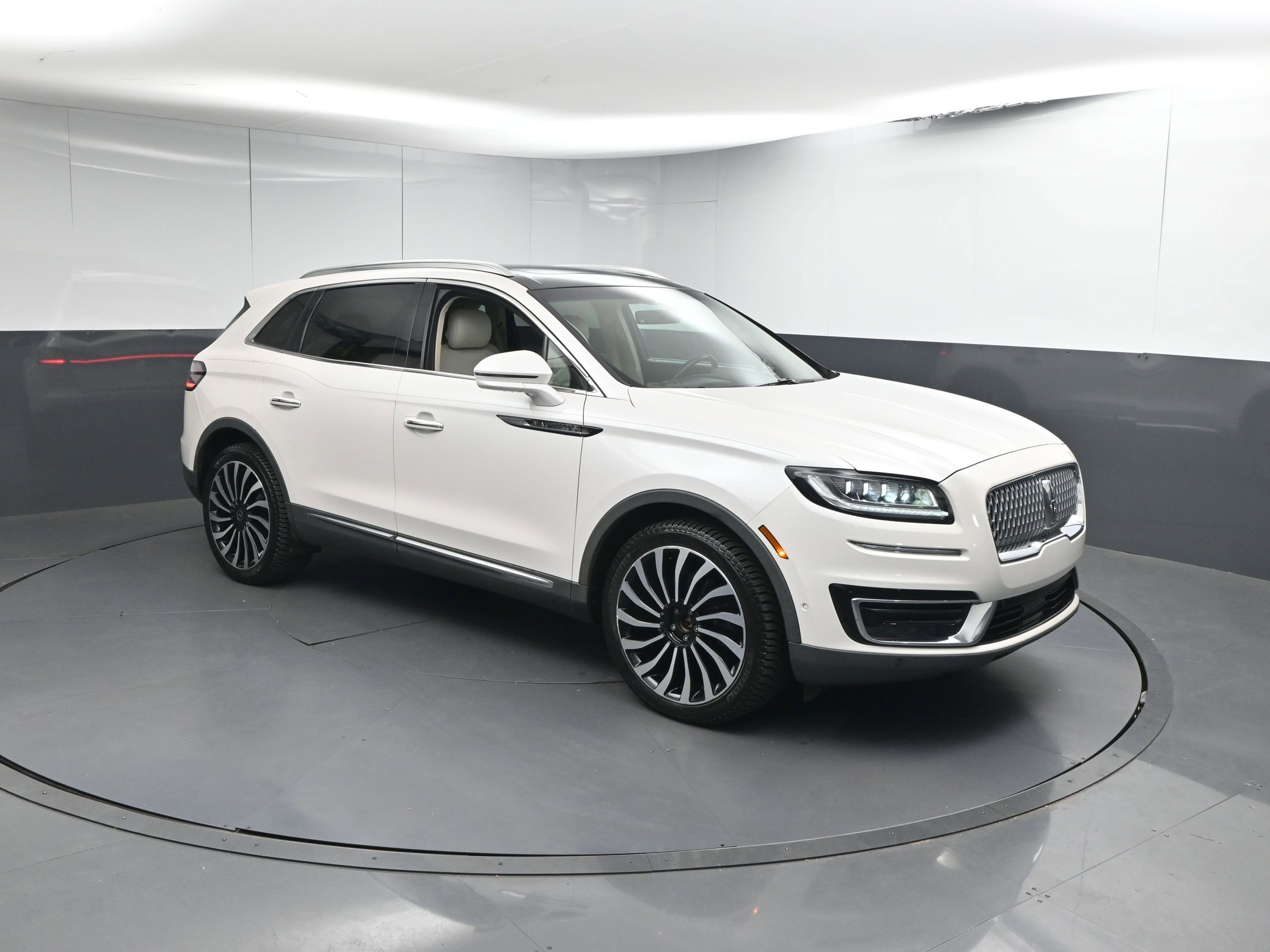 Used 2019 Lincoln Nautilus Black Label image 28