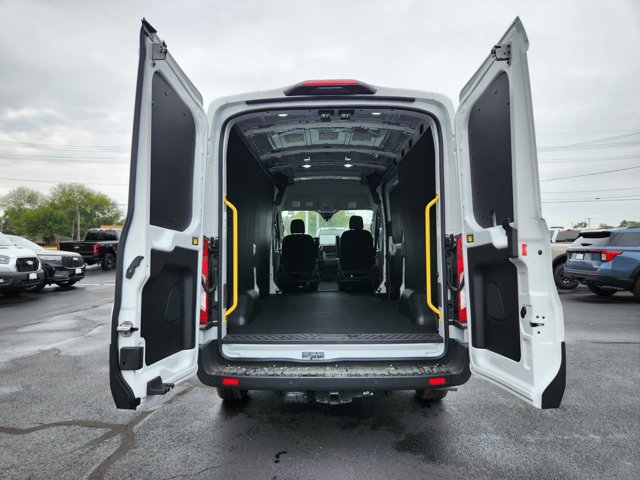 New 2026 Ford Transit 250 148 Medium Roof Extended AWD image 19