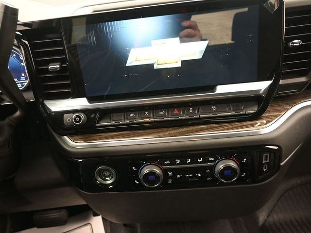 Used 2023 Chevrolet Silverado 1500 RST image 10