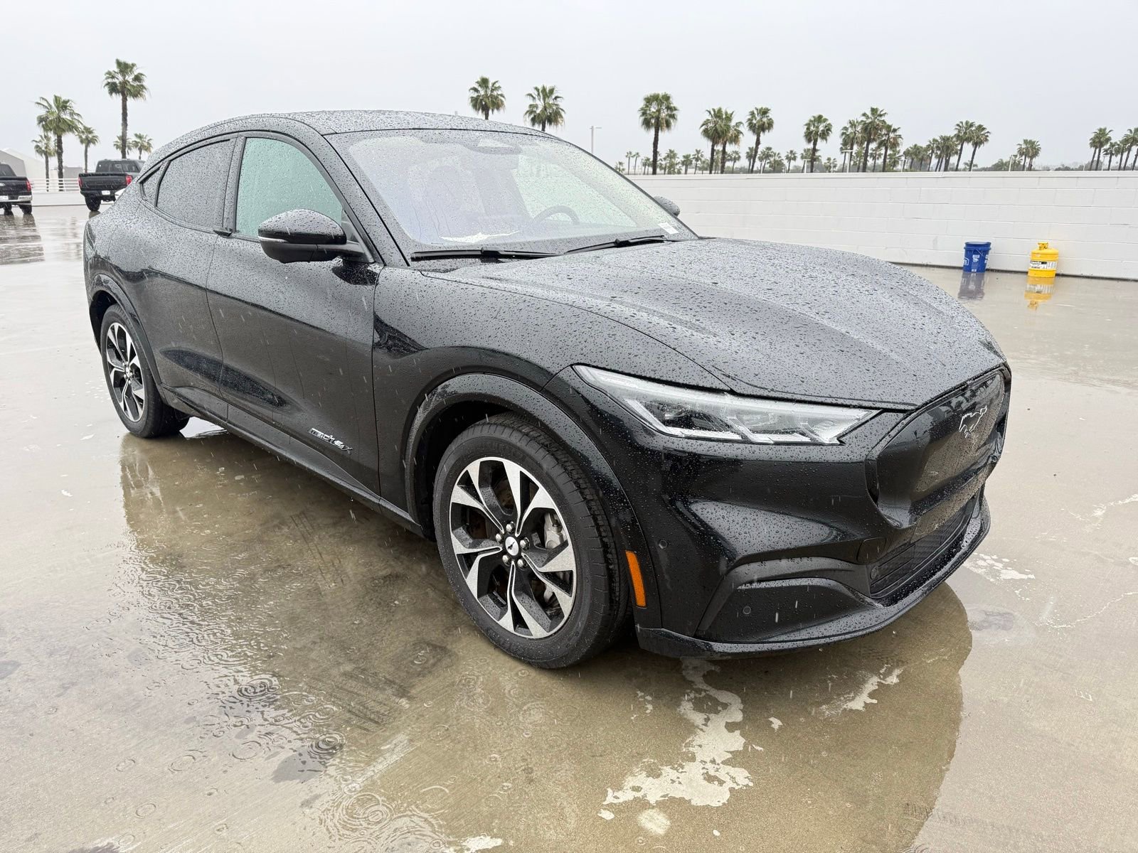 Used 2023 Ford Mustang Mach-E Premium image 4