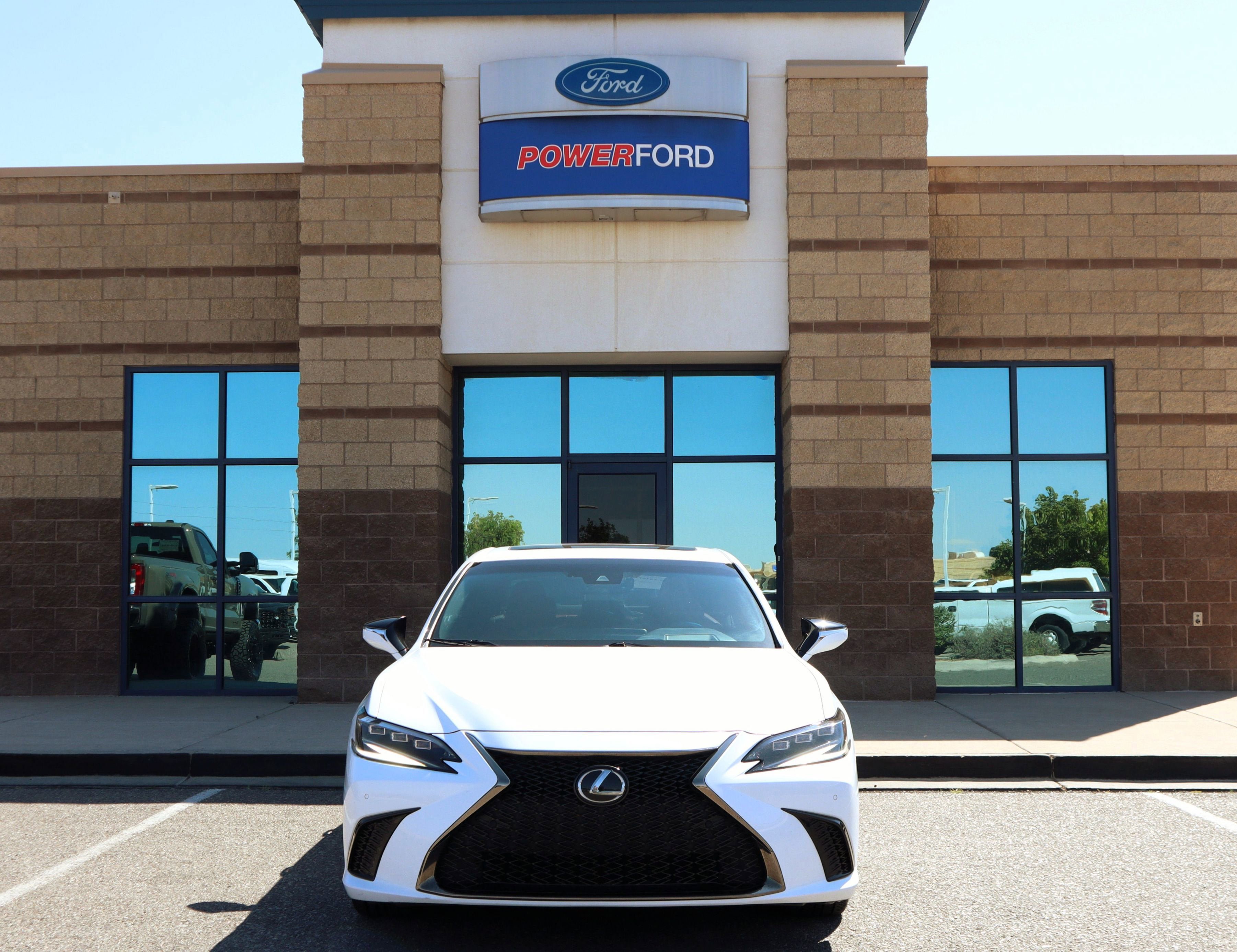 Used 2022 Lexus ES 350 F Sport w/ Accessory Package FWD image 3