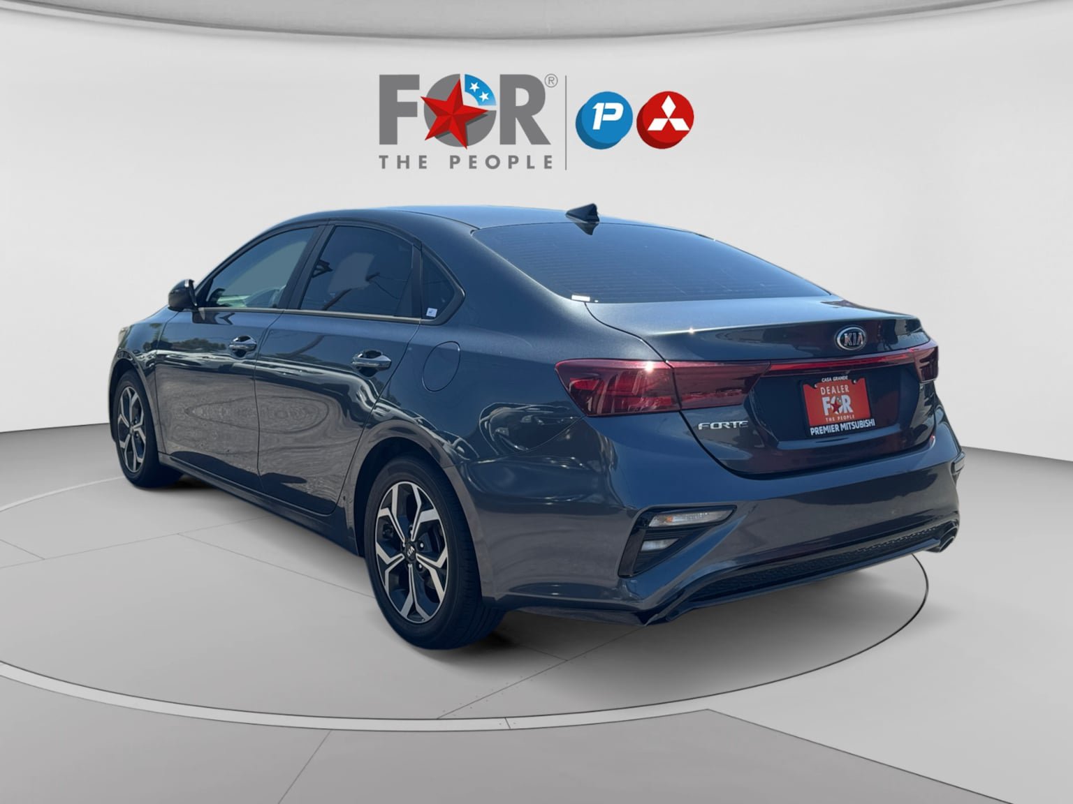 Used 2019 Kia Forte LXS FWD image 3