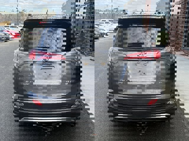 Used 2017 Toyota RAV4 XLE image 5