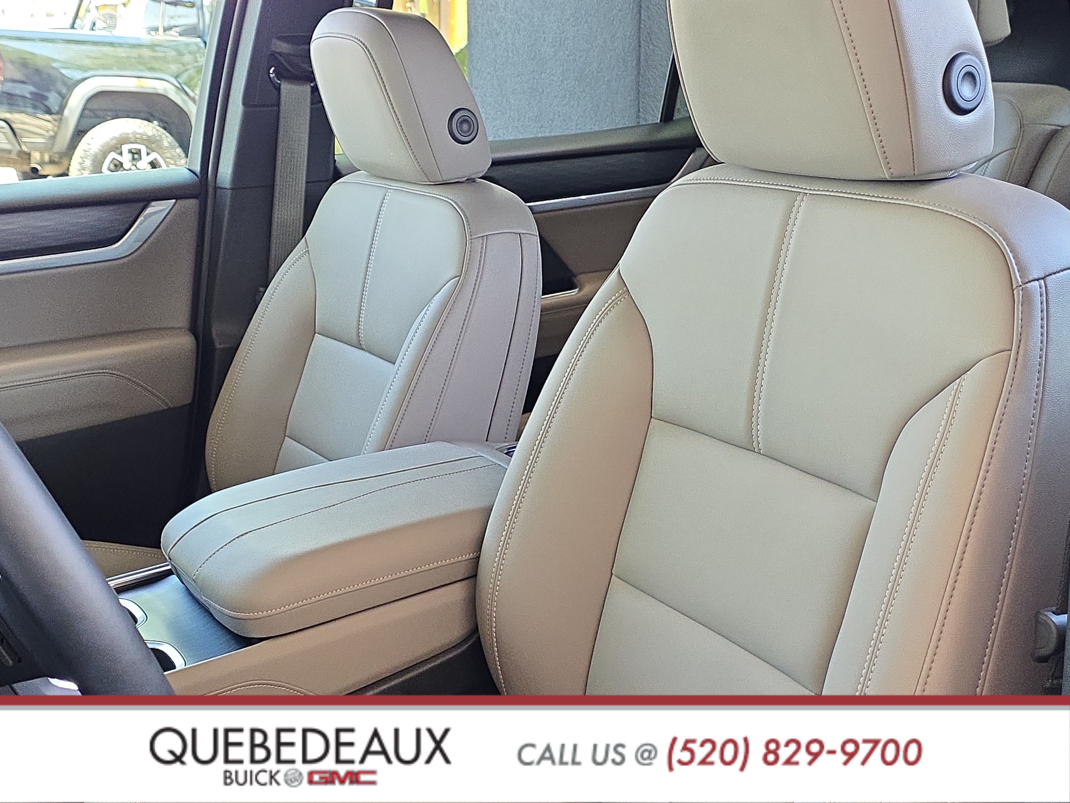 Used 2026 GMC Acadia Elevation w/ Black Edition FWD image 12