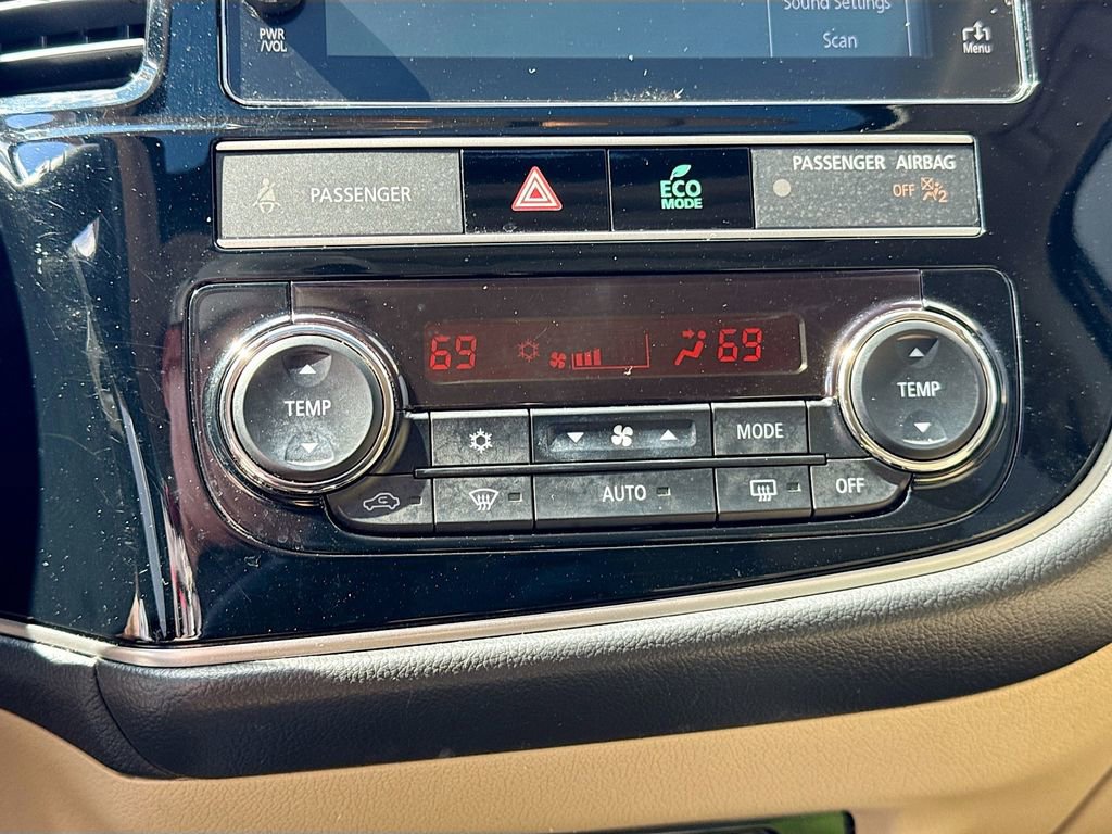 Used 2019 Mitsubishi Outlander GT image 14