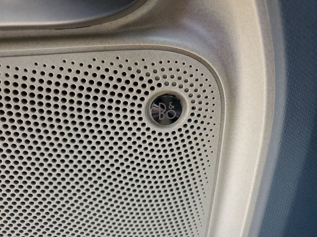 New 2025 Ford Maverick Lariat image 13