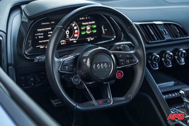 Used 2018 Audi R8 V10 w/ Premium Package image 6