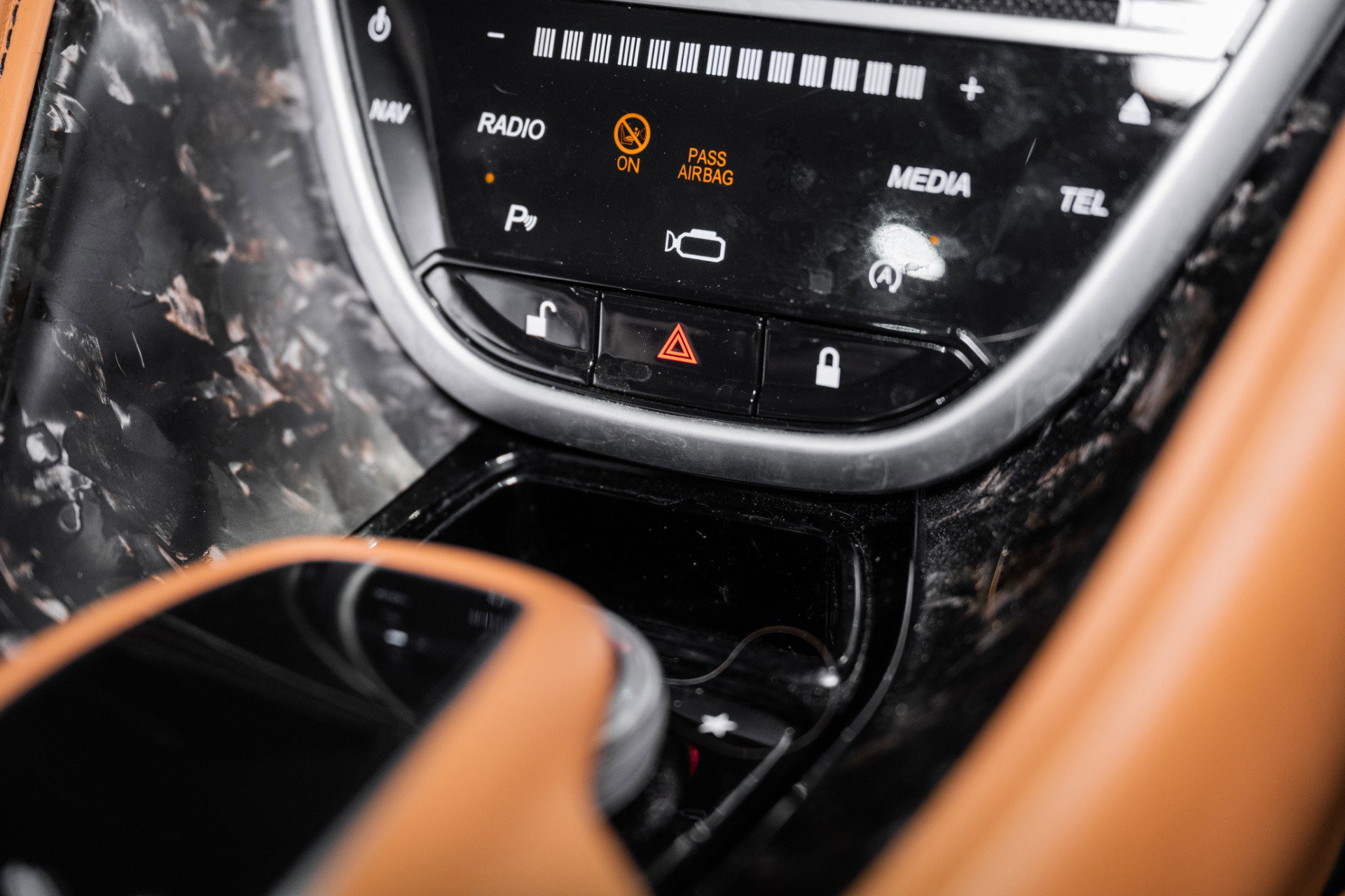 Used 2017 Aston Martin DB11 V12 image 30