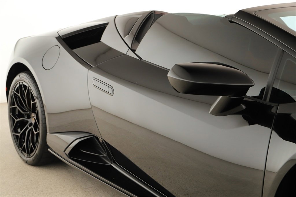 Used 2022 Lamborghini Huracan EVO image 30