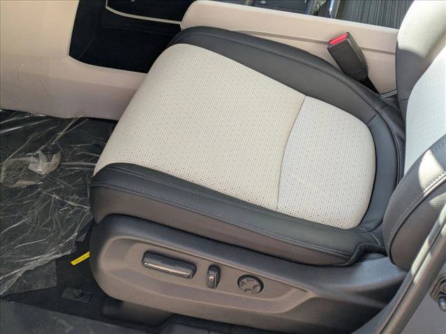 New 2026 Honda Odyssey Elite image 4