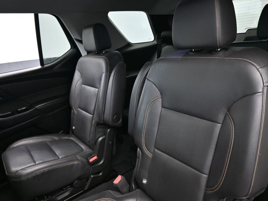 Used 2021 Chevrolet Traverse Premier w/ Redline Edition image 27