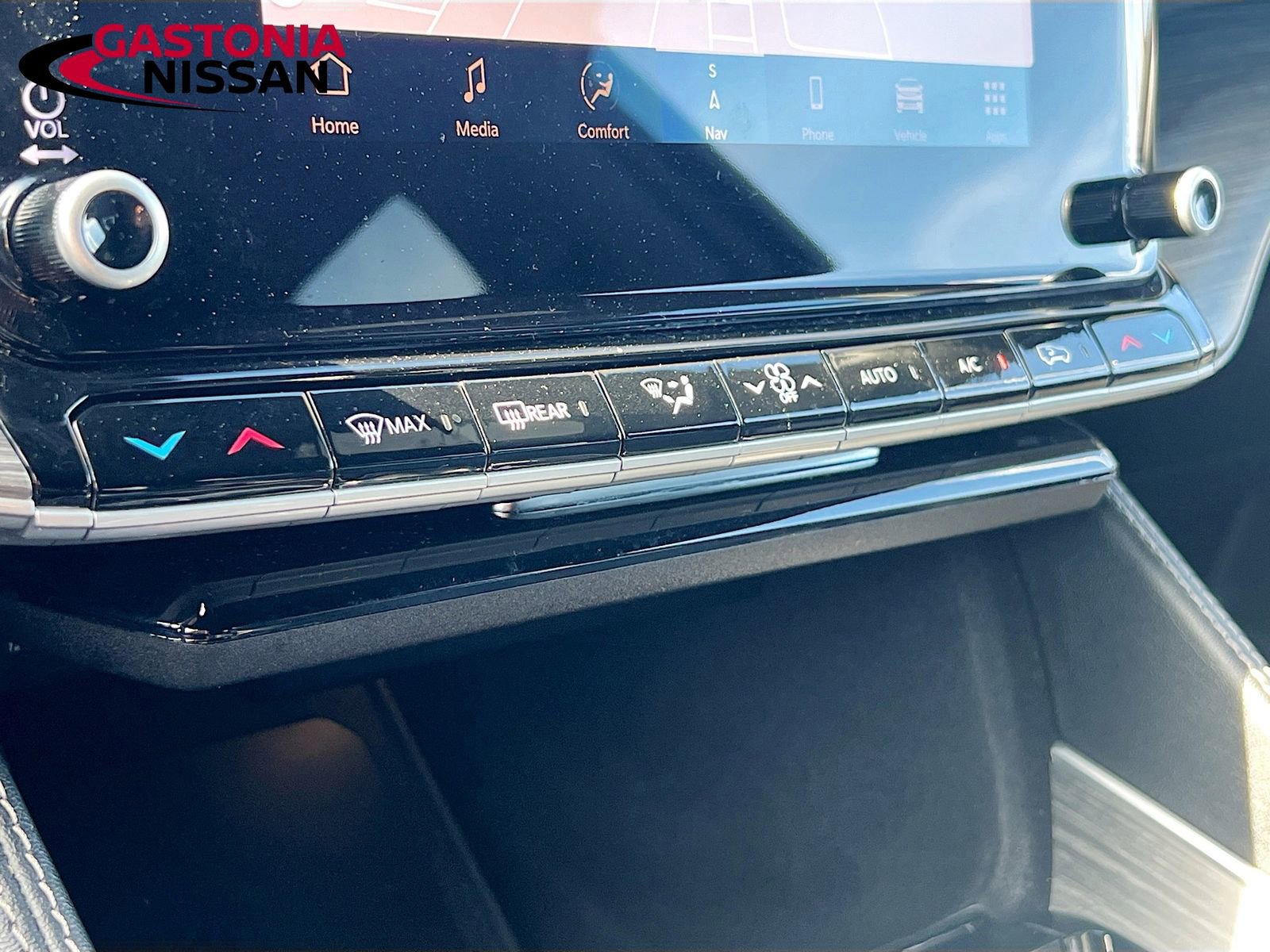 Used 2024 Jeep Wagoneer L Series II w/ Flexible Seating Group image 21