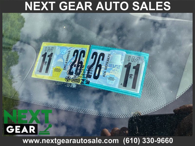 Used 2013 Ford Edge SE FWD image 6