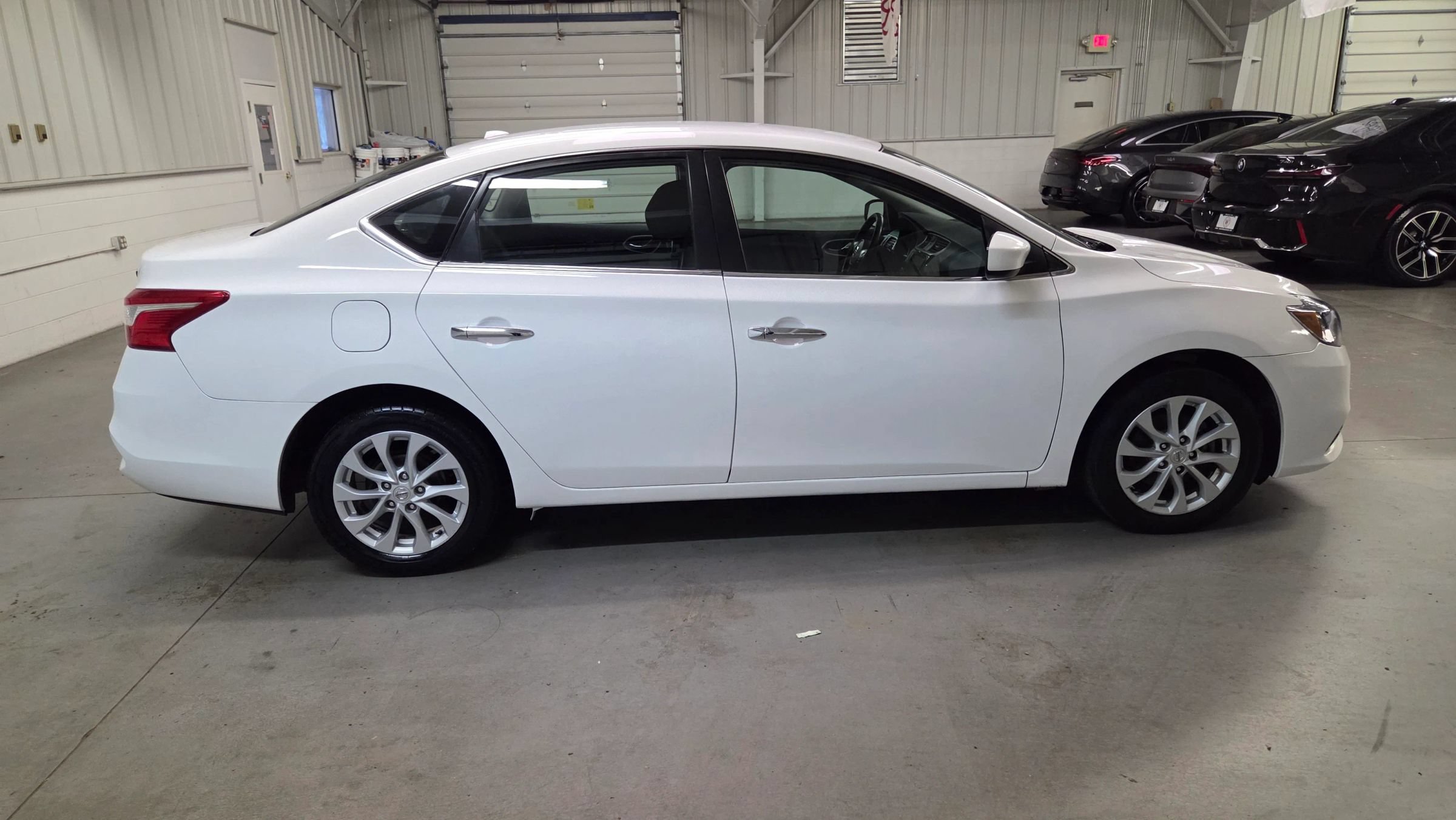 Used 2019 Nissan Sentra SV FWD image 9