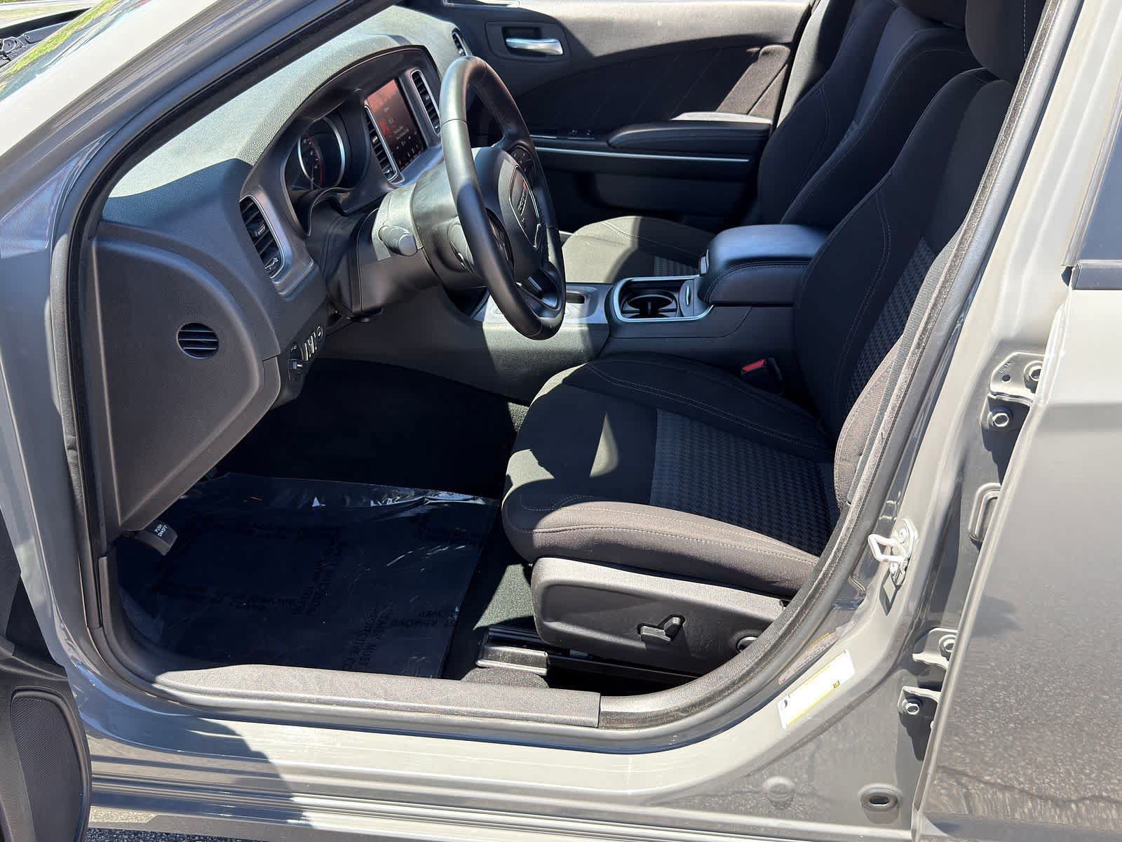Used 2023 Dodge Charger SXT RWD image 13