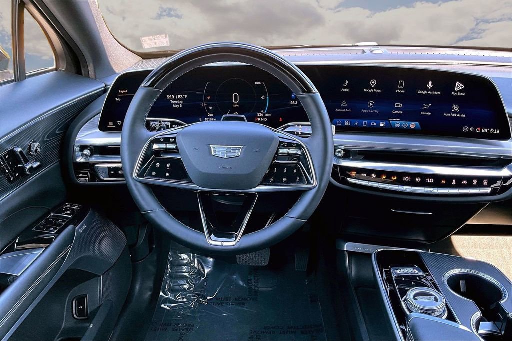 Certified 2024 Cadillac Lyriq Sport AWD/4WD image 8