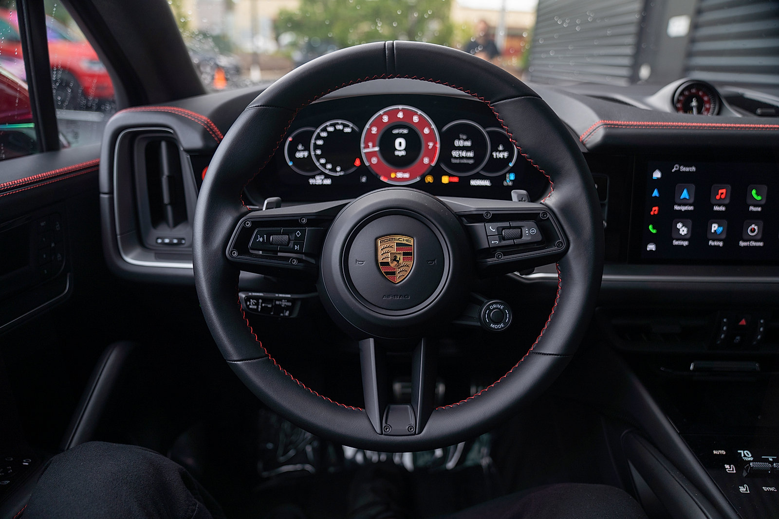 Used 2025 Porsche Cayenne GTS AWD/4WD image 6