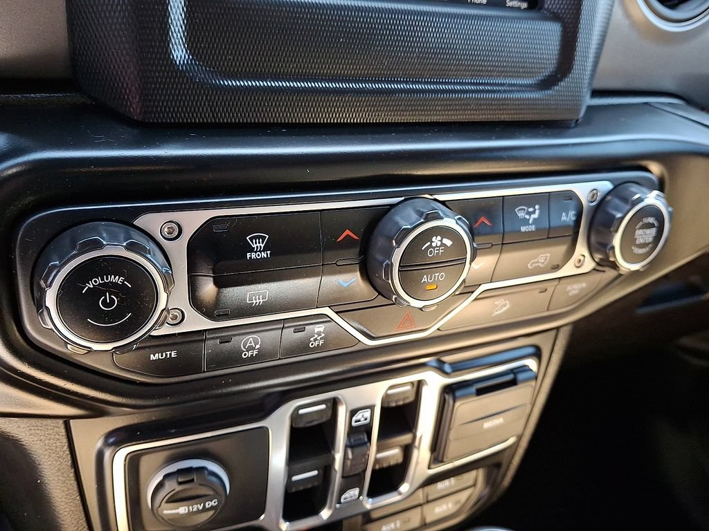 Used 2021 Jeep Wrangler Unlimited Sport AWD/4WD image 15