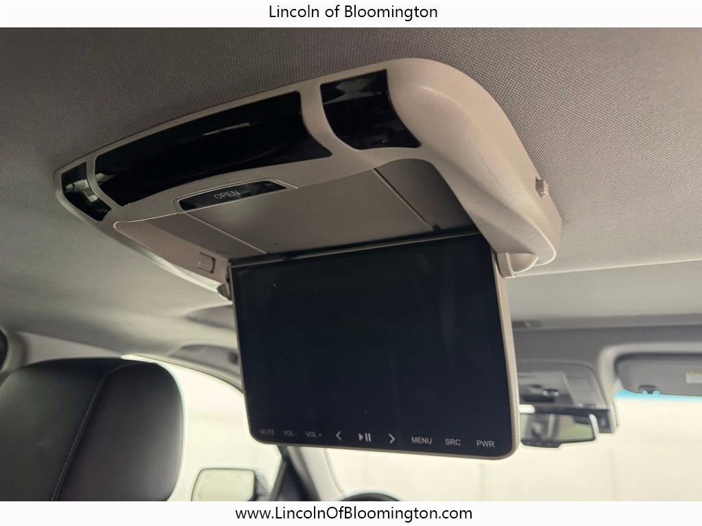 Used 2018 GMC Yukon SLT AWD/4WD image 26
