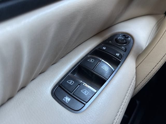 Used 2023 Nissan Armada SL w/ Captain's Chairs Package RWD image 26