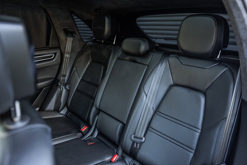 Certified 2023 Porsche Cayenne GTS image 16