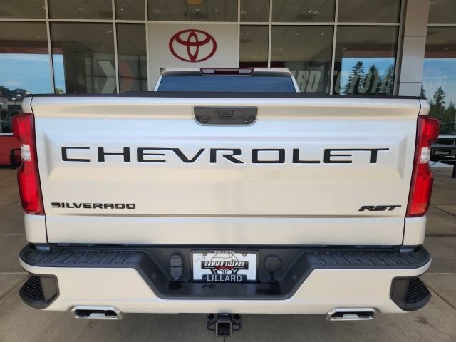Used 2022 Chevrolet Silverado 1500 RST AWD/4WD image 11