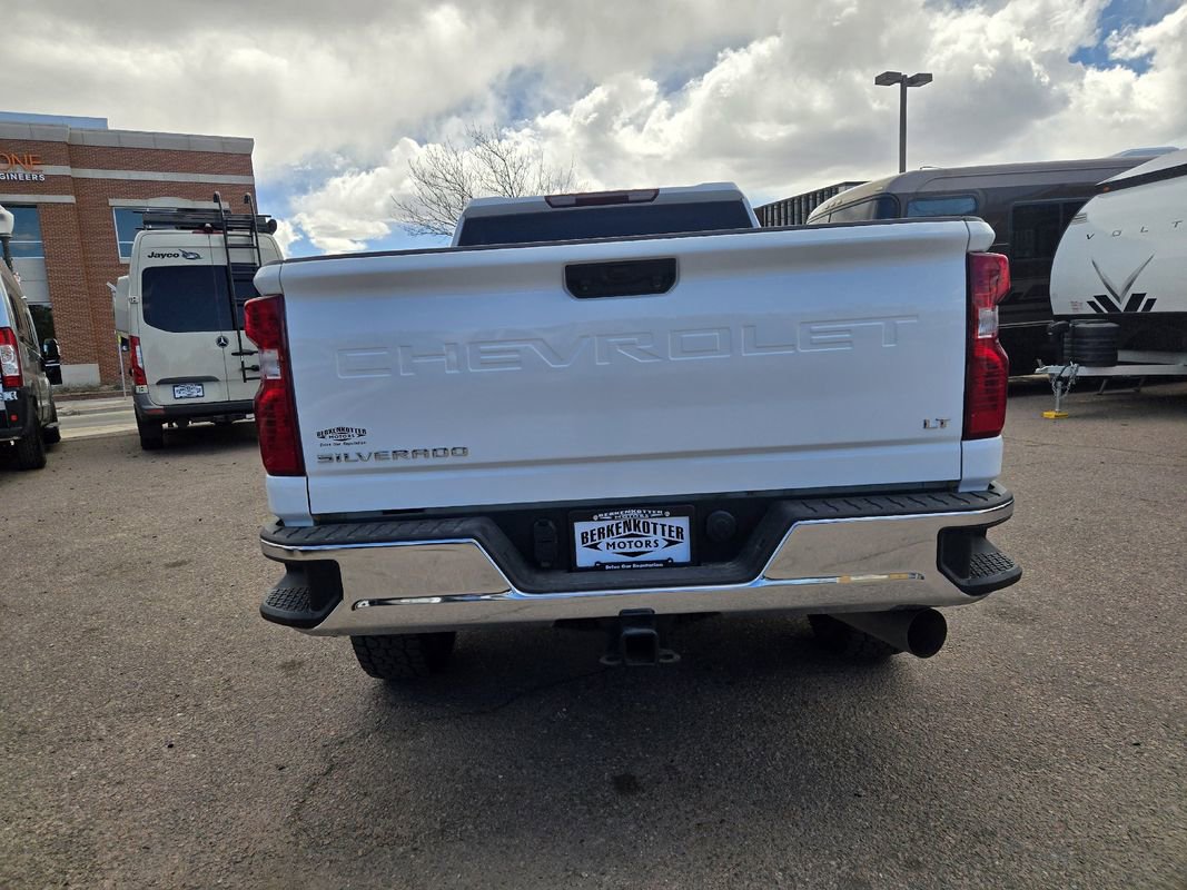 Used 2022 Chevrolet Silverado 2500 LT w/ Convenience Package AWD/4WD image 8