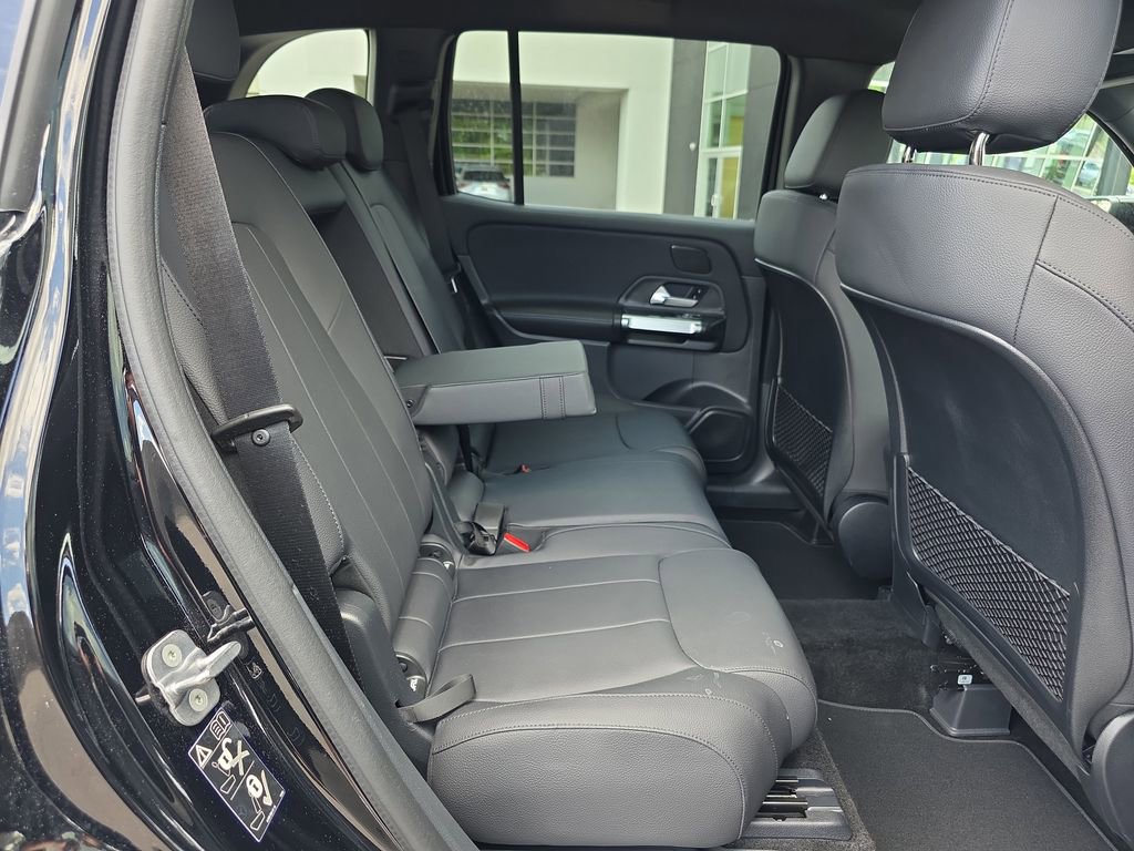 Used 2026 Mercedes-Benz GLB 250 4MATIC image 15