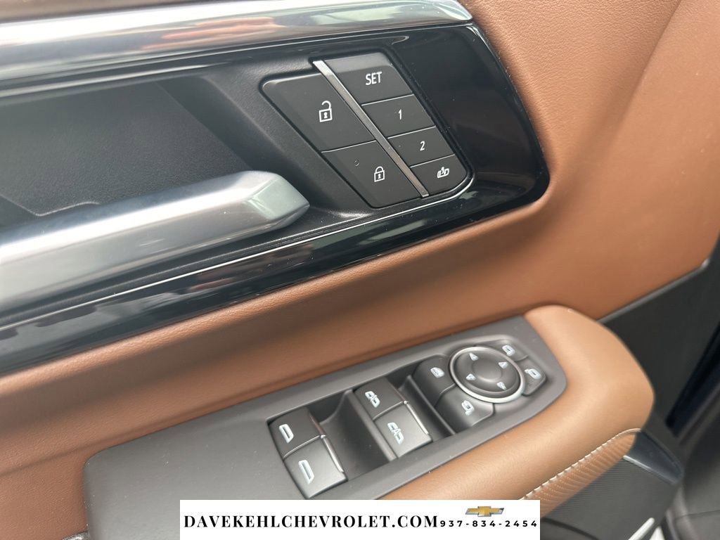 Used 2025 Chevrolet Tahoe High Country w/ Sun And Tow Package image 10