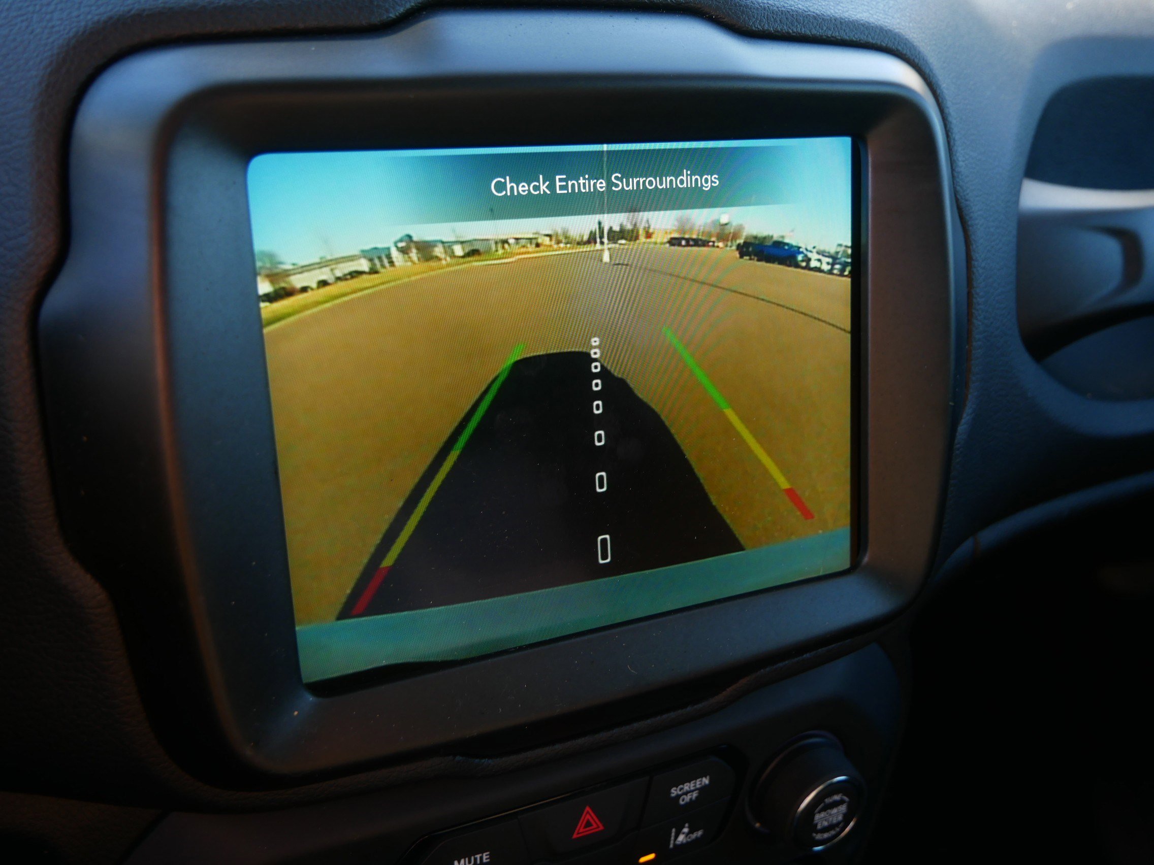 Used 2023 Jeep Renegade Latitude AWD/4WD image 34