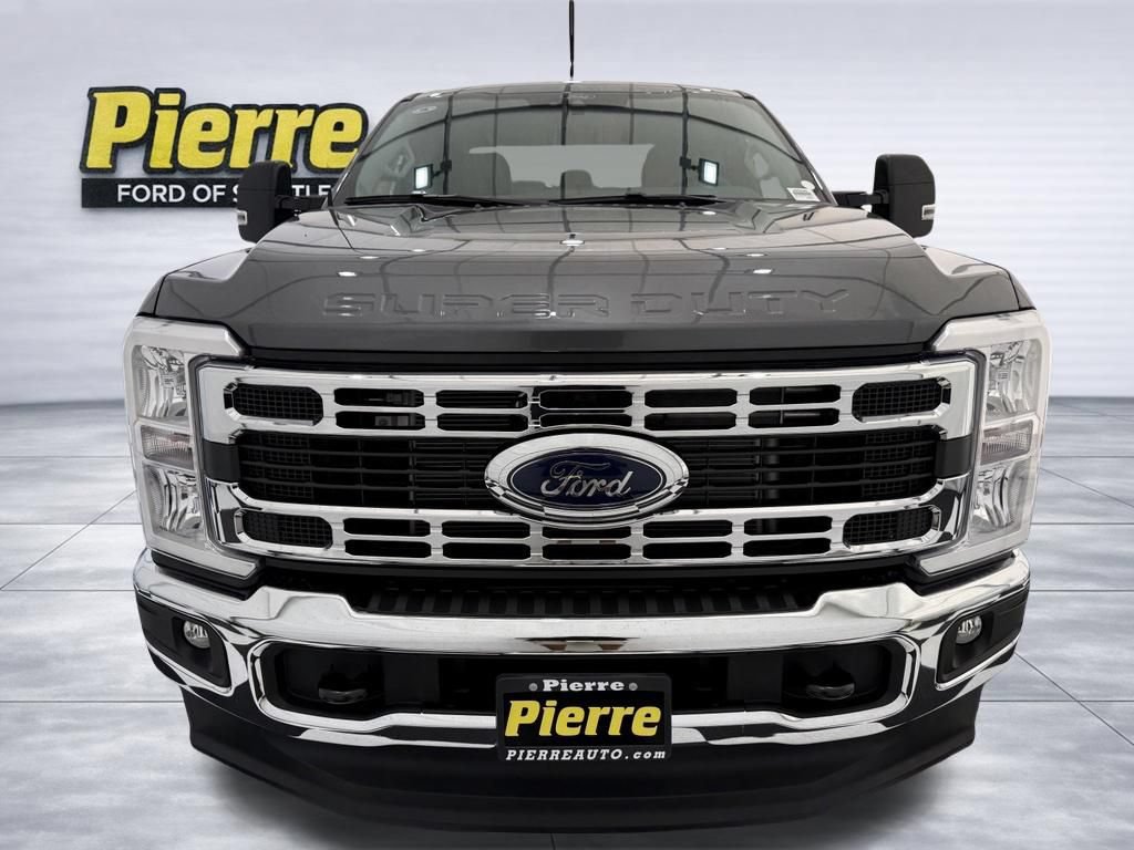 New 2026 Ford F250 XLT w/ FX4 Off-Road Package AWD/4WD image 7