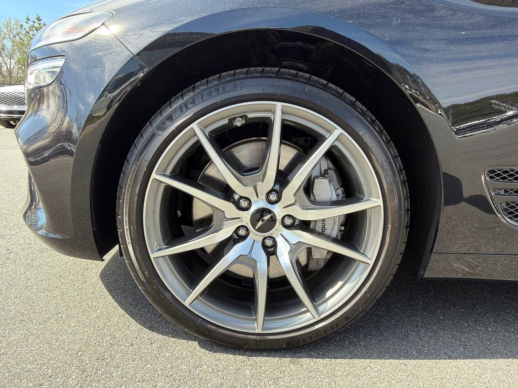 Used 2026 Genesis G70 2.5T image 11