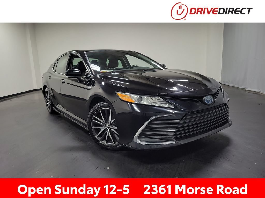 Used 2021 Toyota Camry XLE w/ Navigation Upgrade Package