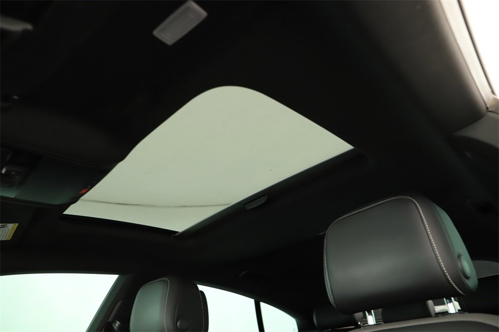 Used 2021 Volkswagen Arteon SEL Premium image 25