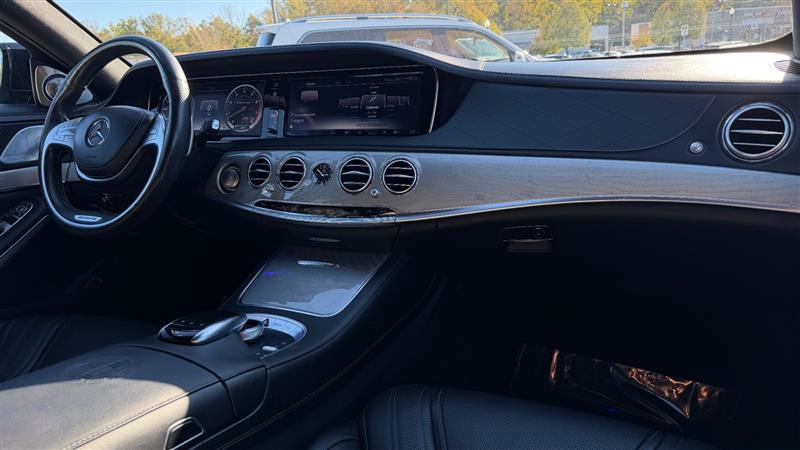 Used 2015 Mercedes-Benz S 63 AMG 4MATIC Sedan image 37
