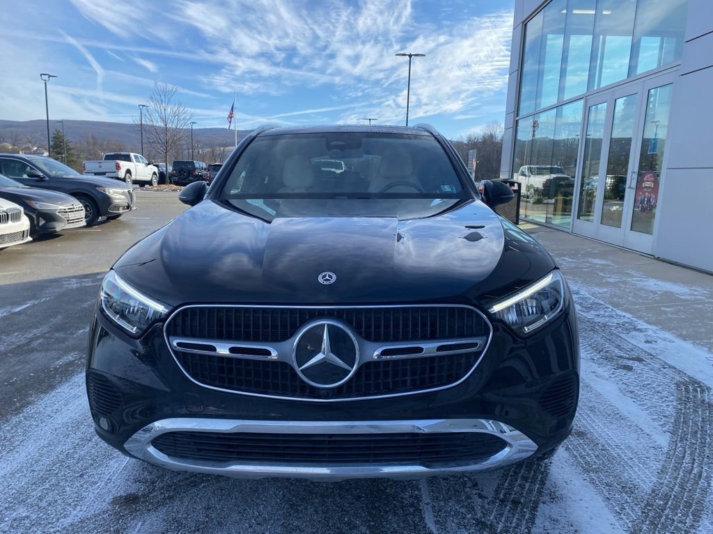 Used 2024 Mercedes-Benz GLC 300 4MATIC image 6