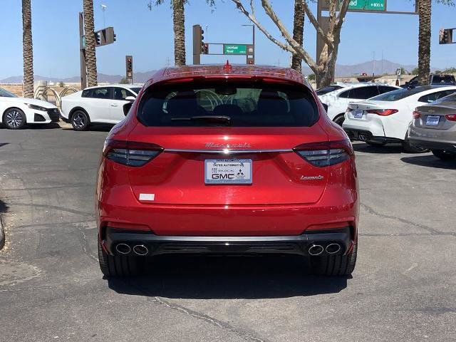 Used 2022 Maserati Levante Modena AWD/4WD image 5