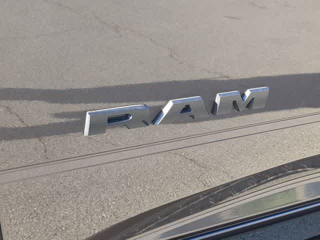 New 2026 RAM 2500 Big Horn AWD/4WD image 12
