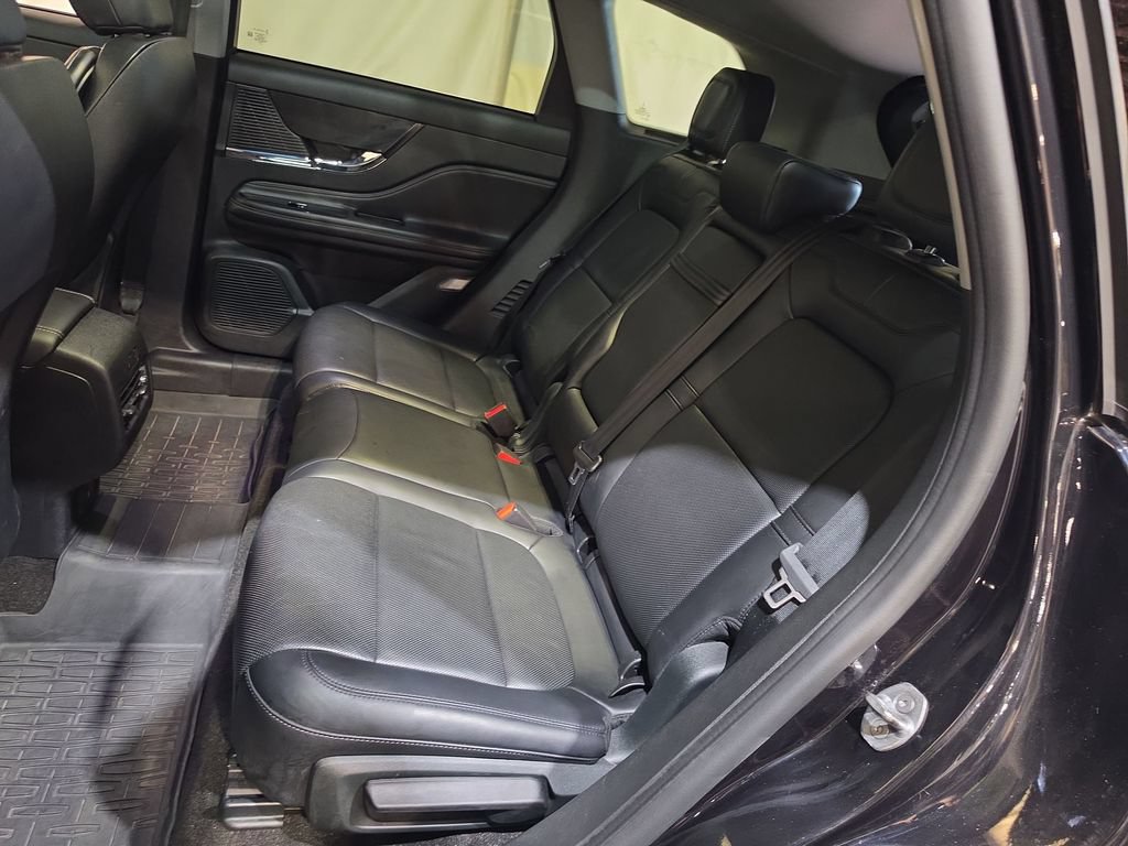 Used 2022 Lincoln Corsair AWD w/ Premium Package image 25