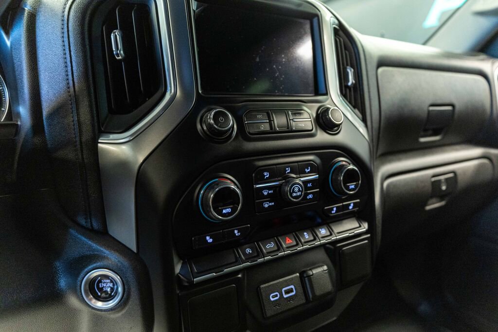 Used 2021 Chevrolet Silverado 1500 LT image 13