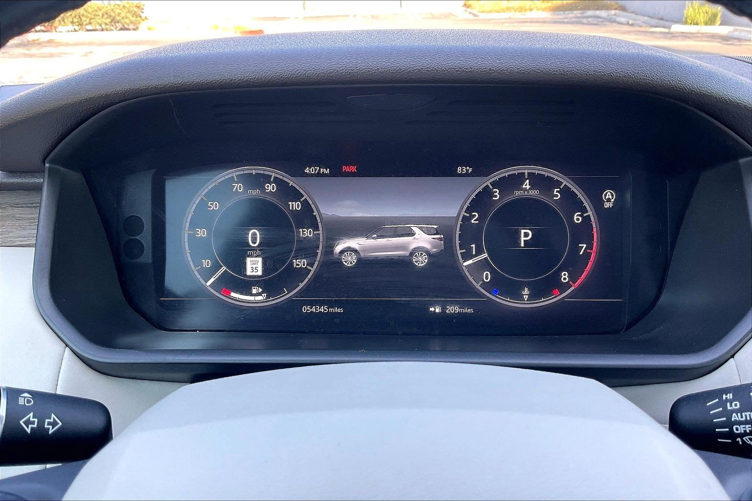 Used 2019 Land Rover Discovery HSE AWD/4WD image 25