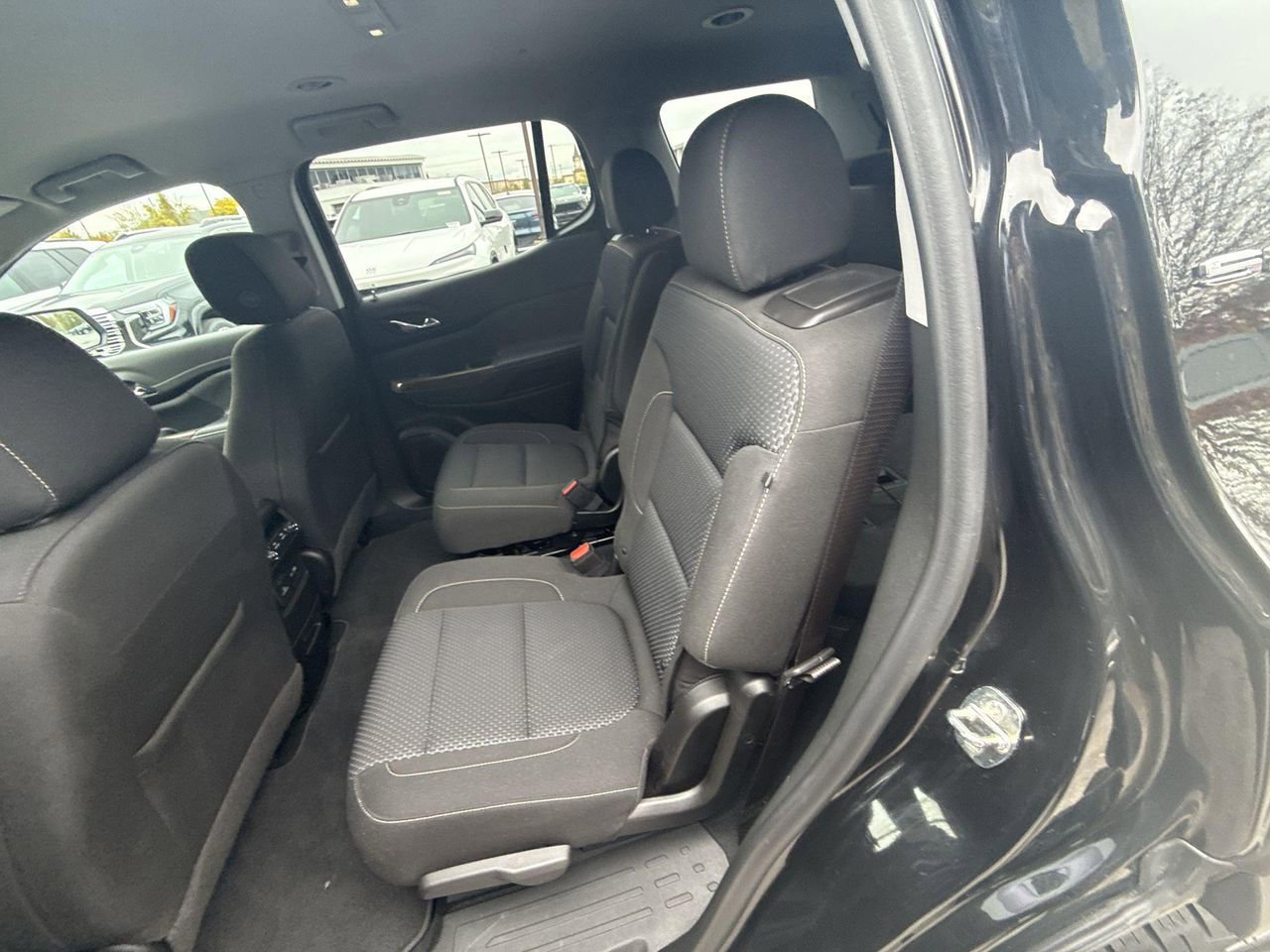 Certified 2023 GMC Acadia SLE w/ Driver Convenience Package image 28