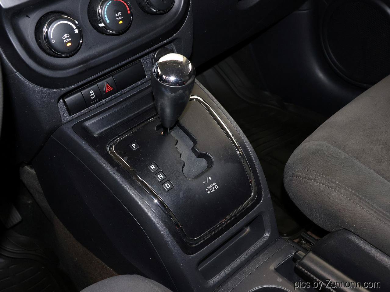 Used 2017 Jeep Patriot Sport FWD image 20